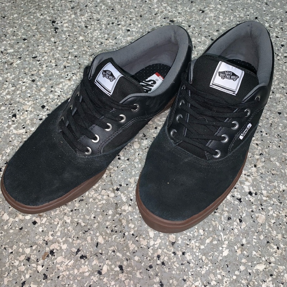 Black/grey/brown low top vans ultracush pro